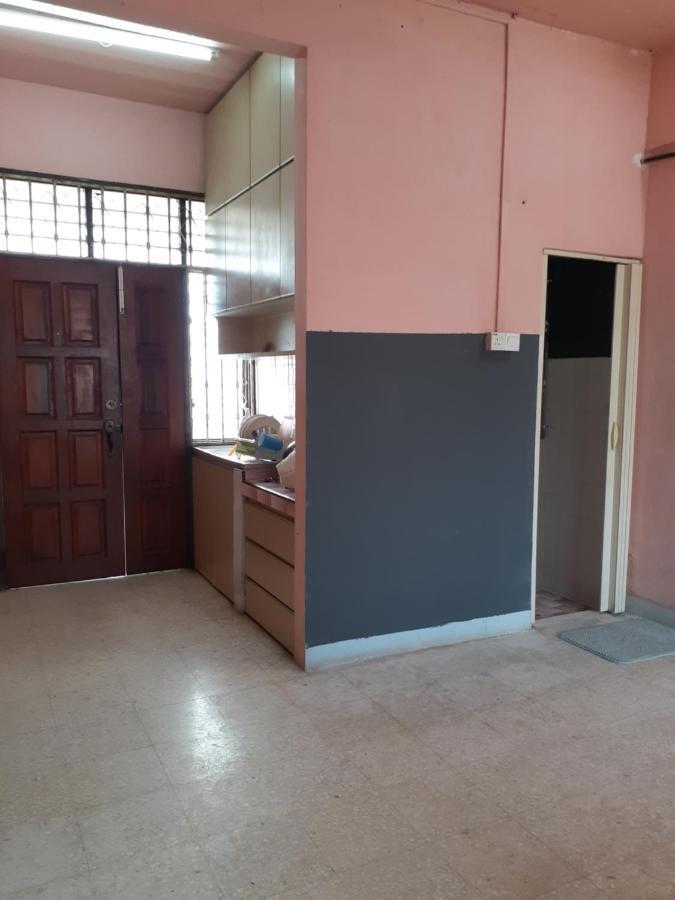 Homestay Idaman Tun Hussein - Harga Untuk 1 Rumah ,1 Bilik ,1 Bilik Air 4 Single Bed - Not Sharing 페라이 외부 사진