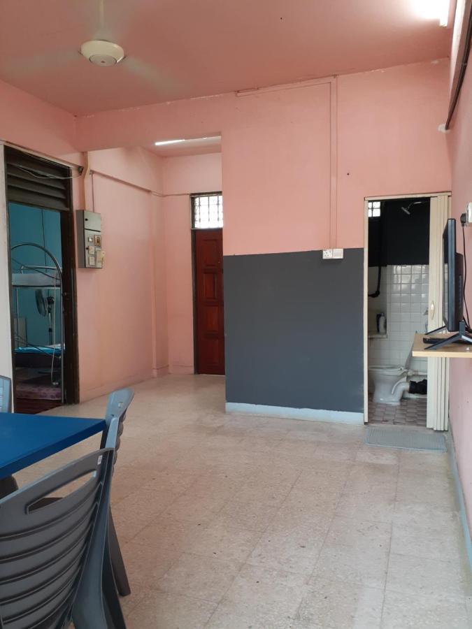 Homestay Idaman Tun Hussein - Harga Untuk 1 Rumah ,1 Bilik ,1 Bilik Air 4 Single Bed - Not Sharing 페라이 외부 사진