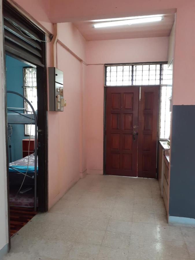 Homestay Idaman Tun Hussein - Harga Untuk 1 Rumah ,1 Bilik ,1 Bilik Air 4 Single Bed - Not Sharing 페라이 외부 사진