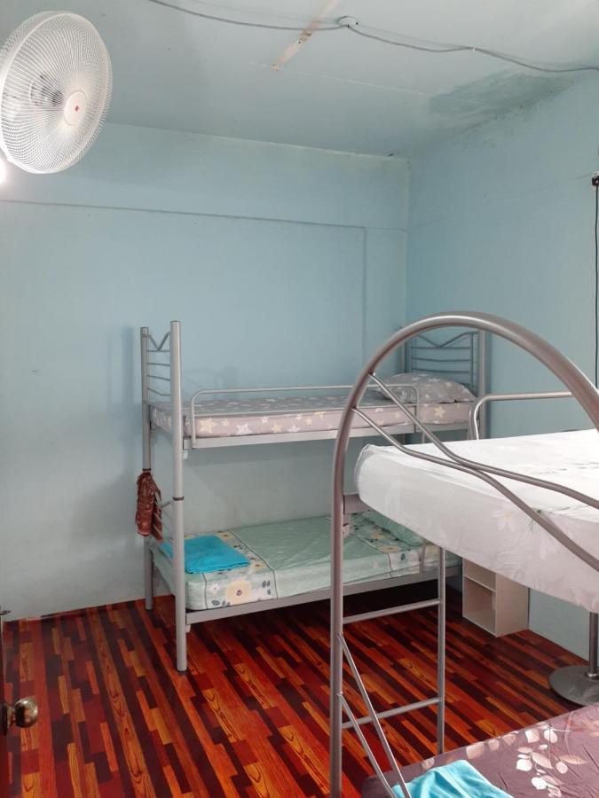 Homestay Idaman Tun Hussein - Harga Untuk 1 Rumah ,1 Bilik ,1 Bilik Air 4 Single Bed - Not Sharing 페라이 외부 사진